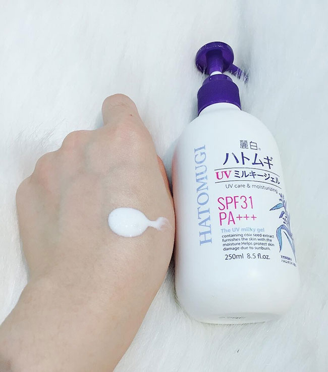 Review sữa dưỡng thể Hatomugi có tốt không? 3 sữa dưỡng thể hatomugi