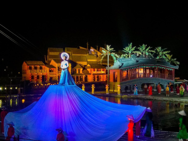 hành trình xuyên việt