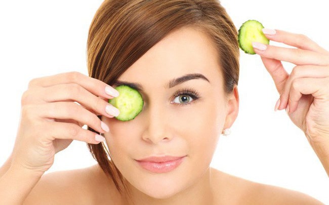 Học ngay 22 cách trị thâm quầng mắt tại nhà chị em nên dùng 3 cách trị thâm quầng mắt