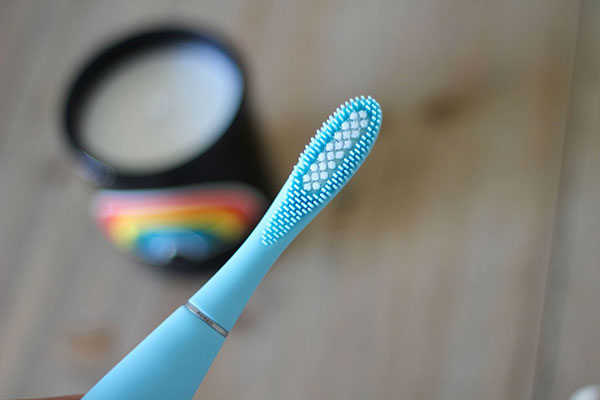 Review bàn chải điện Foreo Issa 2: chăm sóc răng miệng tuyệt vời 6 Foreo Issa 2