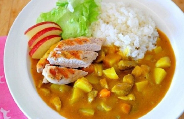 TOP 3 cách làm Cà ri sốt xoài cho bữa cơm nhà từ Ghiền mua