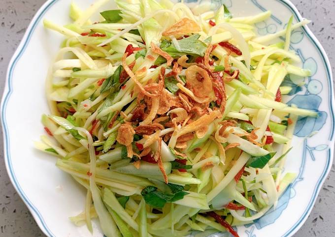 Hướng dẫn làm Gỏi xoài khô bò chua ngọt đơn giản tại nhà